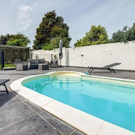 Charmante Maison Avec Piscine *
